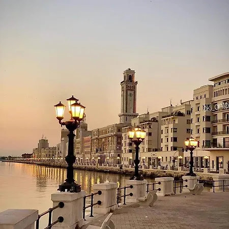 Konukevi Cavour 133 Bari